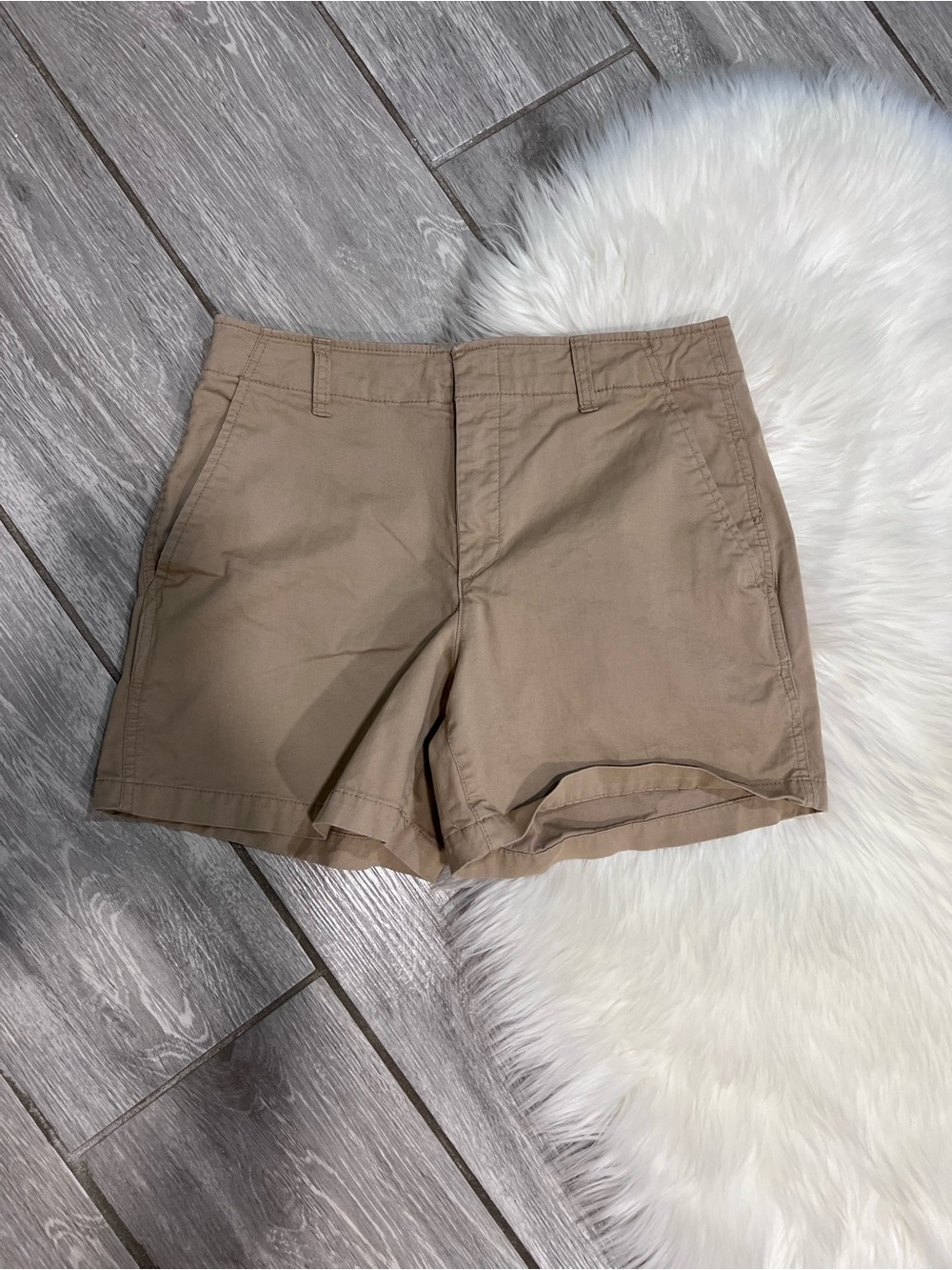 GAP Women’s Downtown Khaki Short